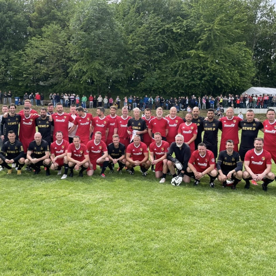 Benefizspieltag mit den FC-Altinternationalen begeistert über 500 Besucher